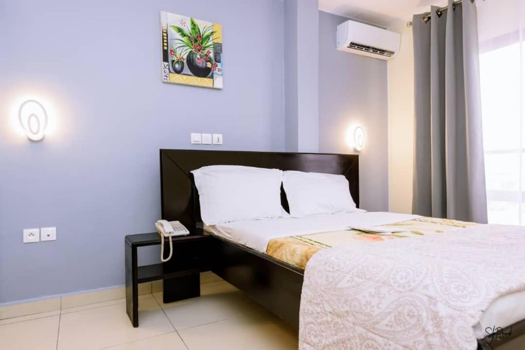 Serena Hotel Douala Eksteriør bilde