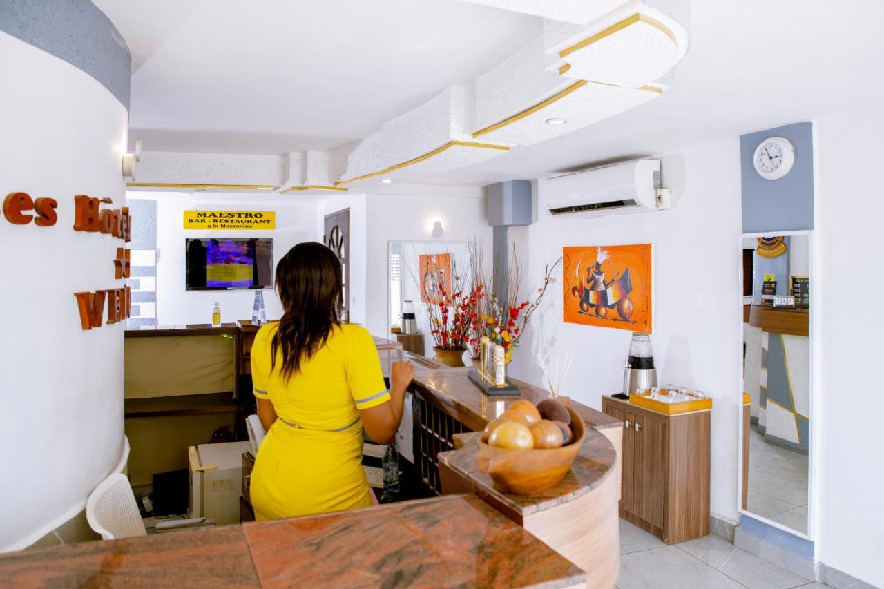 Serena Hotel Douala Eksteriør bilde