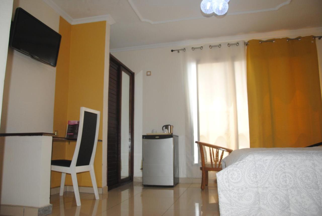 Serena Hotel Douala Eksteriør bilde